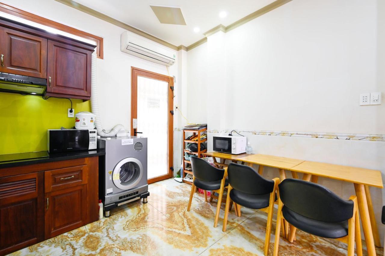 Huyen House Apartamento Cidade de Ho Chi Minh Exterior foto